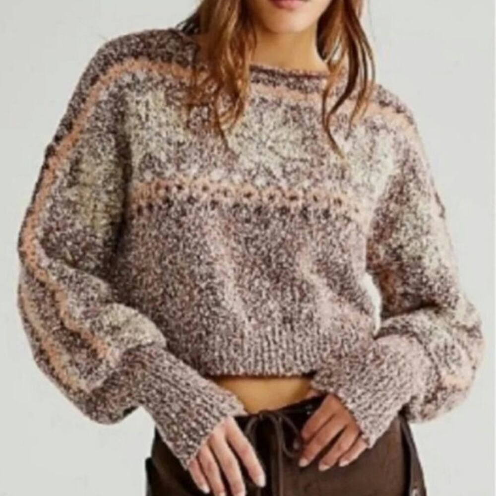 Free People Snowflake Pullover cropped sweater size medium